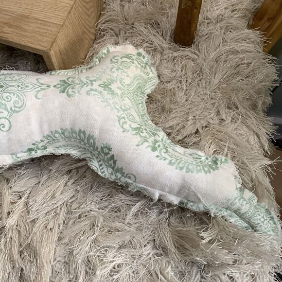 Handmade Cottage-core Country Distressed Edge Style Rabbit Throw Accent Pillow - Picture 5 of 16